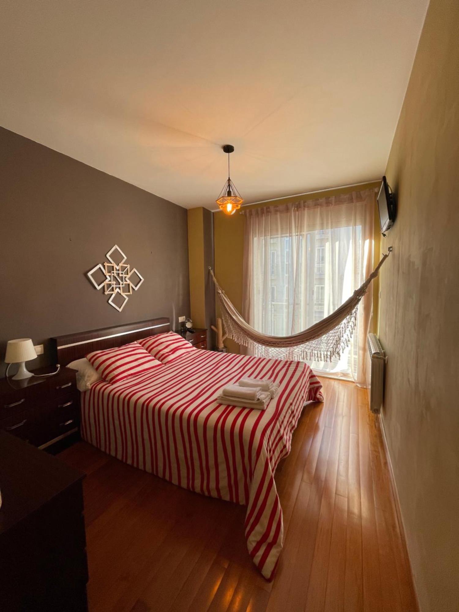 Apartamento Luminoso Y Acogedor Lalín Exterior photo